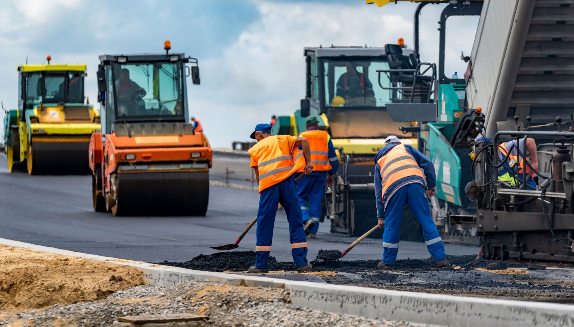 Reliable asphalt construction services in Manchester, NH for various projects.